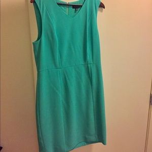 NWOT! Mint Green Power Stretch Sheath Dress